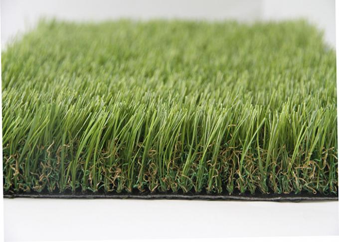 Bonne position de aménagement verte d'herbe artificielle à haute densité et rentable 0