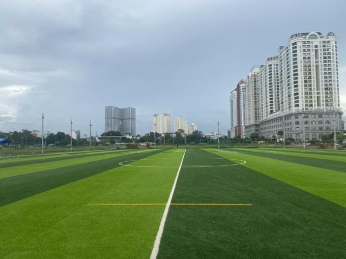 Taille artificielle de l'herbe 45m de terrain de football du diamant 100 0