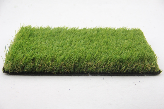 LA CHINE 40mm engazonnent le tapis bon marché de jardin de pelouse de synthétique de gazon artificiel extérieur d'herbe à vendre fournisseur