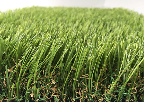 LA CHINE Gazon faux d'herbe artificielle extérieure à feuilles persistantes du PE pp avec la résistance à l'usure élevée fournisseur