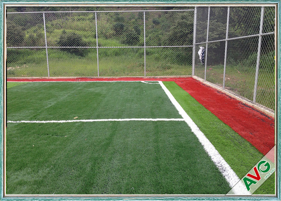 LA CHINE 50 millimètres d'herbe artificielle de GV pour le terrain de football/terrain de football avec sentiment naturel fournisseur