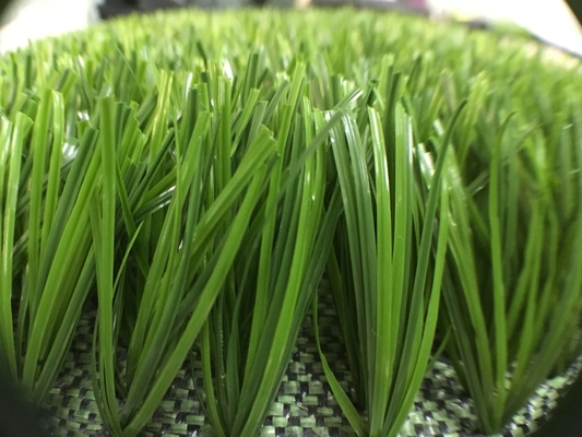 LA CHINE sports artificiels d'herbe du football 4G de 50mm 60mm parquetant pour le football fournisseur