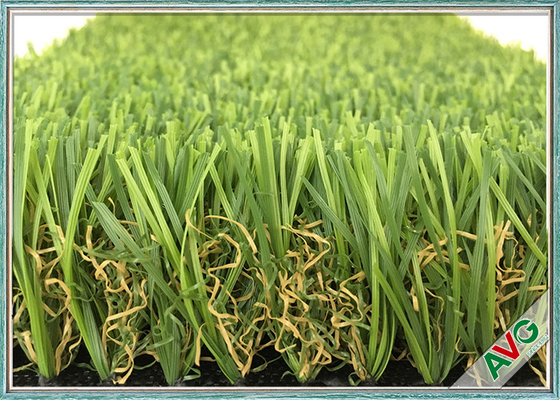 LA CHINE W forment l'herbe synthétique extérieure/herbe artificielle ondulant 12800 extérieurs Dtex fournisseur