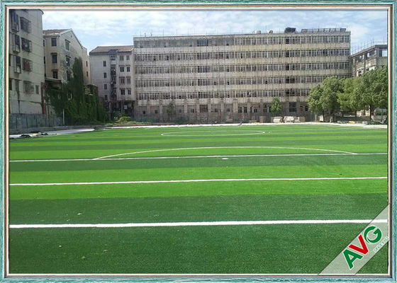 LA CHINE Fausse herbe durable de synthétique du football de couleur verte de Dtex de fil du gazon 13000 du football fournisseur