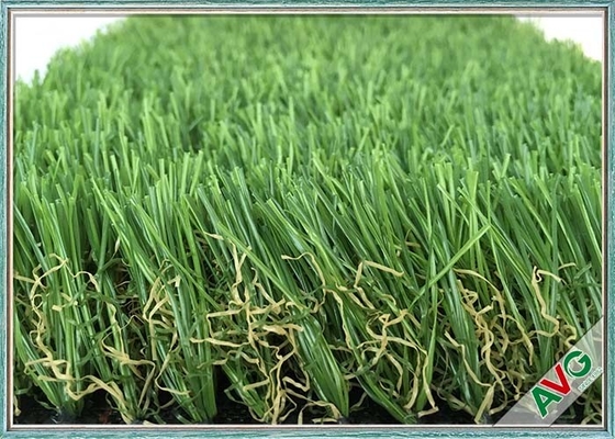 LA CHINE Tapis favorable à l'environnement de résistance d'herbe artificielle UV de décoration fournisseur