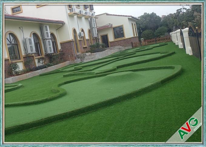 Coffre-fort artificiel d'herbe de jardin d'enfants pour l'herbe de aménagement extérieure d'enfants 0