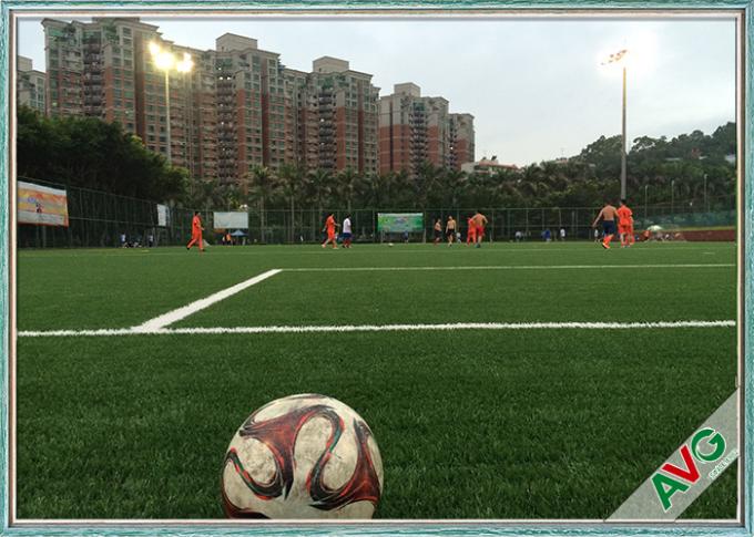 Le gazon artificiel du football professionnel 12 ans a garanti l'herbe artificielle du football 0