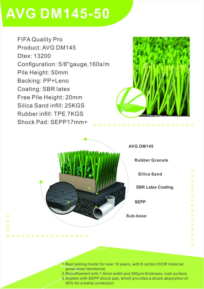 Le gazon artificiel du football d'herbe engazonnent le tapis artificiel extérieur artificiel 50mm d'herbe de pelouse 0