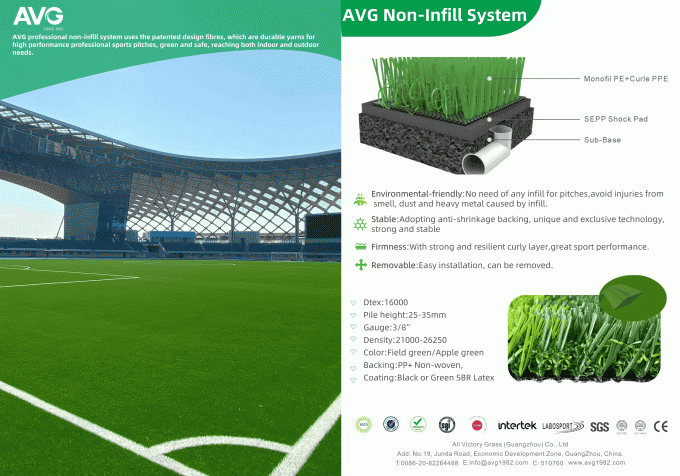 Plancher artificiel vert d'herbe du football synthétique favorable à l'environnement 0