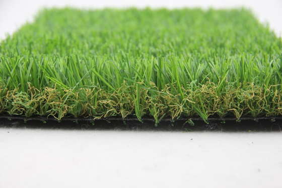 LA CHINE Les prix artificiels de gazon font du jardinage aménageant l'aménagement en parc artificiel d'herbe de 30MM fournisseur