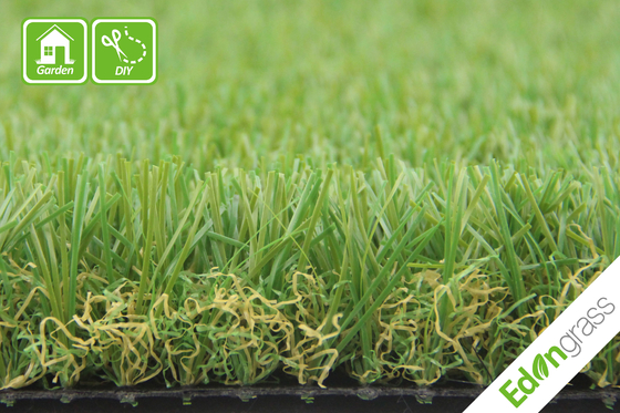 LA CHINE Herbe artificielle de Synthes de tapis artificiel extérieur d'herbe 20mm pour le jardin fournisseur