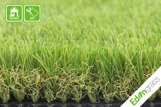 LA CHINE 20mm C forment l'herbe artificielle de gazon synthétique vert artificiel de jardin de Cesped fournisseur