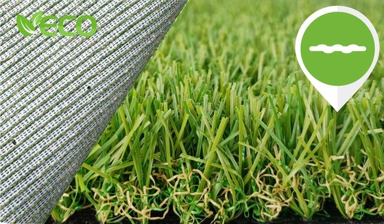LA CHINE Support synthétique en plastique artificiel de l'herbe ECO du gazon 35mm Gazon Artificiel pour le jardin fournisseur