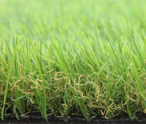 LA CHINE Le paysage artificiel de gazon de jardin d'herbe de paysage engazonnent l'herbe de tapis artificielle de 50MM fournisseur