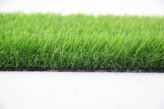 LA CHINE L'herbe artificielle de paysage tapissent 45mm pour la décoration de jardin fournisseur
