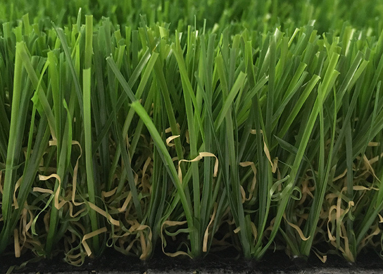 LA CHINE Gazon synthétique d'herbe artificielle extérieure pour épouser la décoration de aménagement fournisseur
