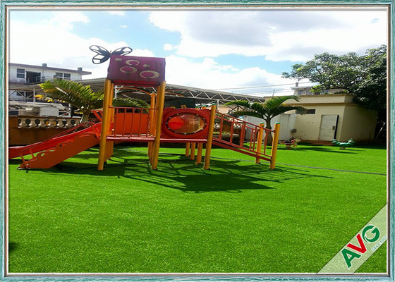LA CHINE 35 millimètres de taille d'herbe artificielle extérieure d'entretien facile pour le parc d'attractions d'enfants fournisseur