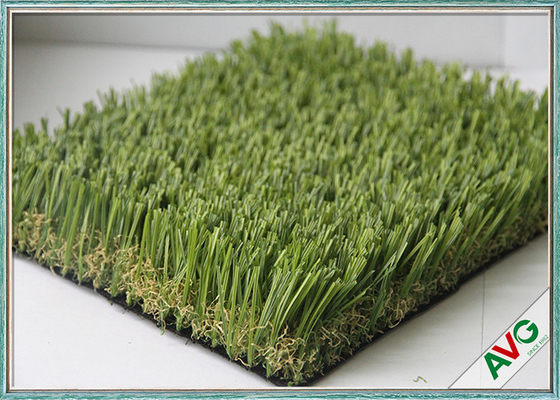 LA CHINE Gazon extérieur semblant naturel d'herbe artificielle d'intérieur de norme d'ESTO LC3 faux fournisseur