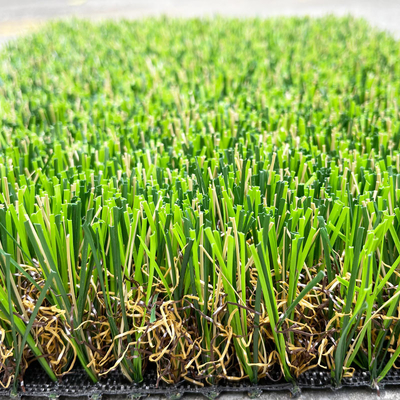 Herbe artificielle de jardin de plancher de tapis d'herbe de 50MM pour des économies de paysage pour le jardin fournisseur