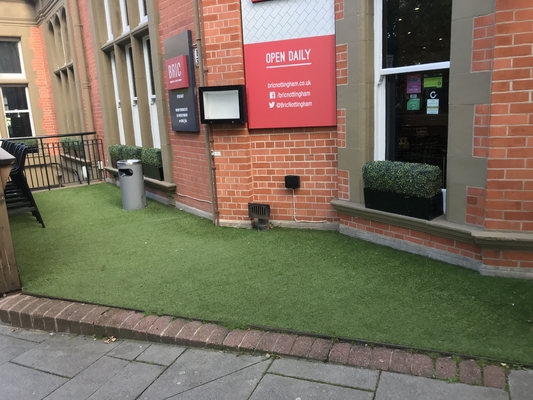 Tapis d'herbe de l'herbe 20mm de paysage pour le gazon en plastique de jardinage fournisseur