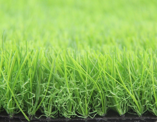 Herbe artificielle de jardin de /M2 de 18900 points 5/8&quot; pour la piscine fournisseur