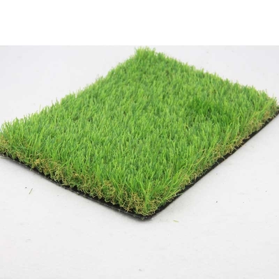 Le jardin aménageant l'herbe en parc naturelle tapissent la bonne rigidité artificielle fournisseur