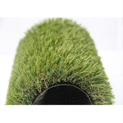 Couverture artificielle de tapis d'herbe de jardin d'herbe verte pour la décoration fournisseur